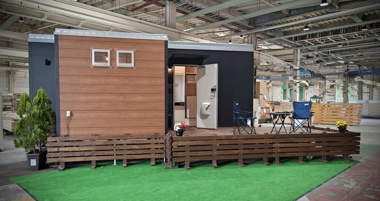 60A51355-AA3D-4889-B448-